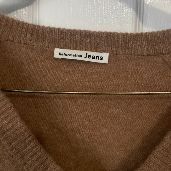 Reformation Tan V-Neck Sweater - Picture 2 of 4